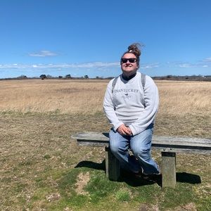 Meet your Posher, Ethan